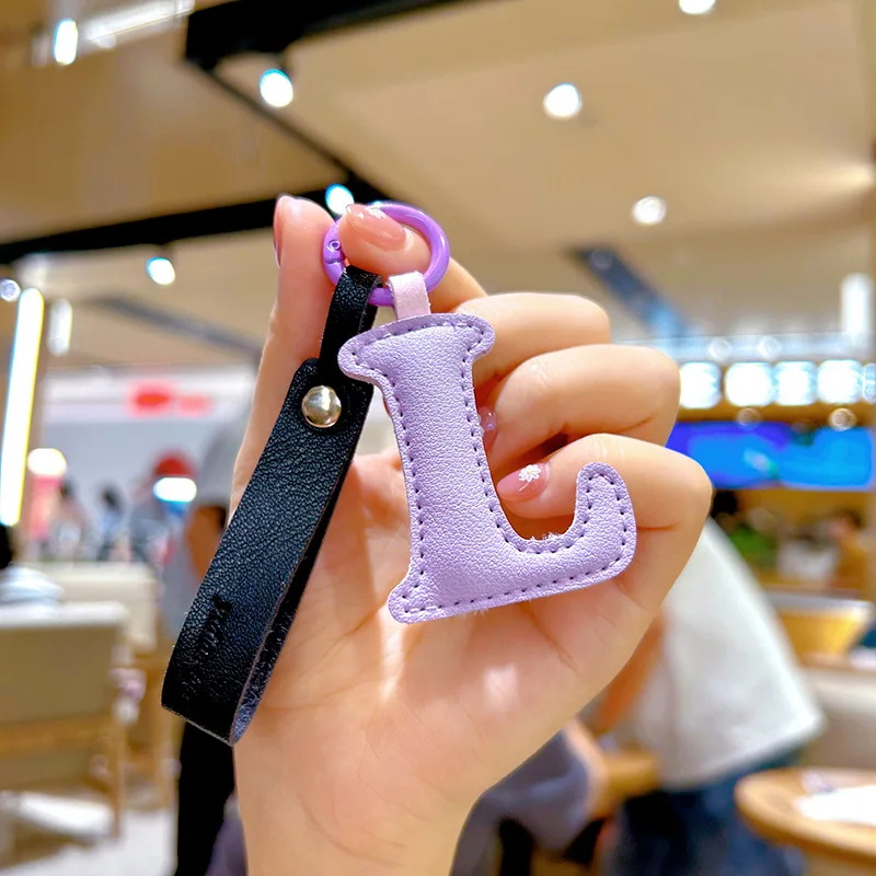Porte-clés lettre initiale en  - Monogram Keychain Leather avis et prix